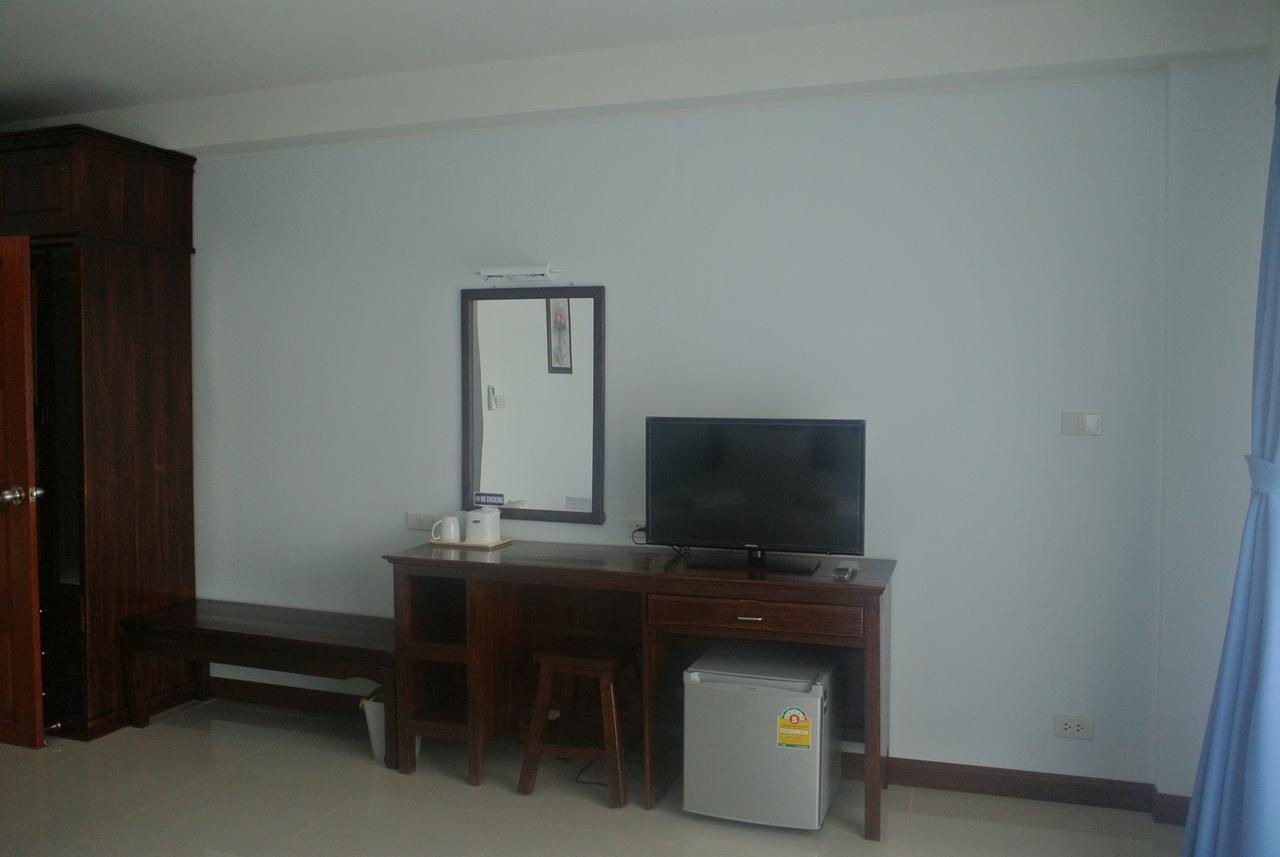 Hotel Baan Duangkamol à Phitsanulok Extérieur photo