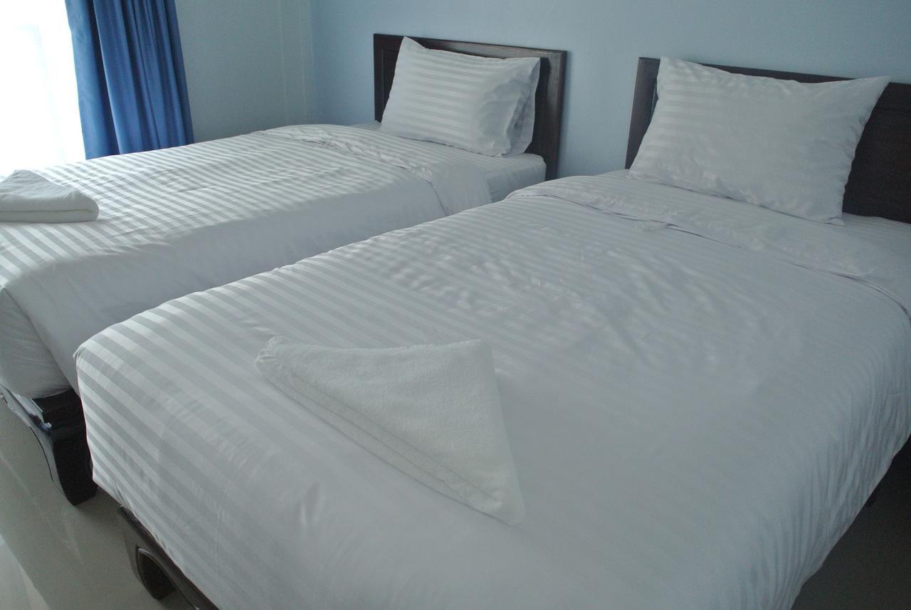 Hotel Baan Duangkamol à Phitsanulok Extérieur photo