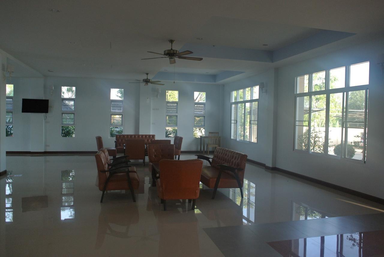Hotel Baan Duangkamol à Phitsanulok Extérieur photo